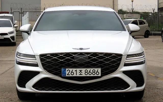 인천중고자동차매매 G80(RG3) 2.5 가솔린 터보 2WD 매물 사진 13 - 2025/08 17,541km